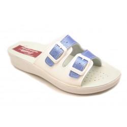 Zueco de mujer para piscina. Planta mullida