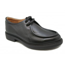 Zapato tipo Kiowa ancho y cómodo. Plantilla extraíble